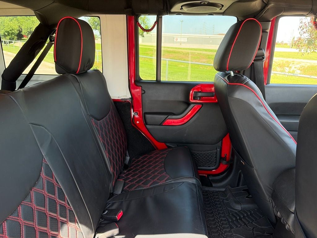2011 Jeep Wrangler Unlimited Sahara