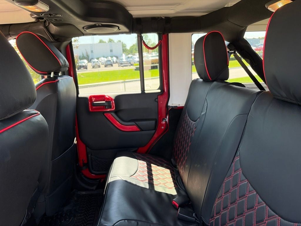 2011 Jeep Wrangler Unlimited Sahara