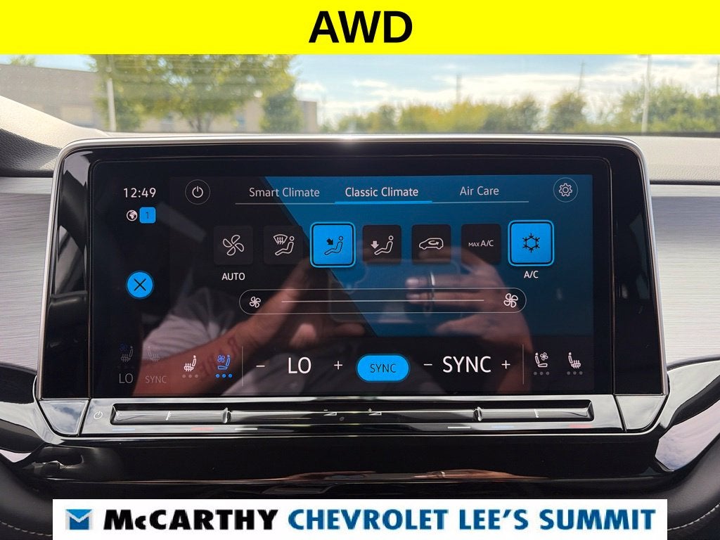 2025 Volkswagen Atlas Cross Sport 2.0T SE w/Technology
