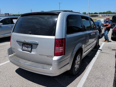 2010 Chrysler Town & Country Touring
