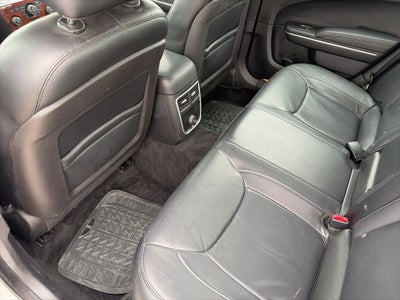 2014 Chrysler 300 Base