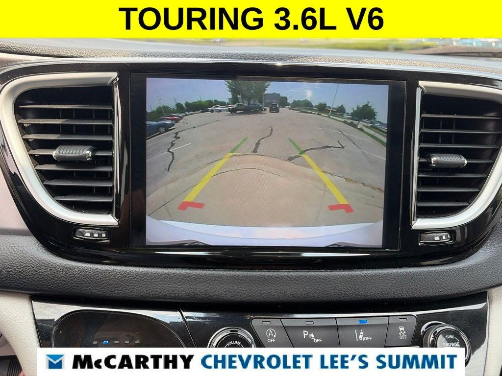 2023 Chrysler Pacifica Touring L