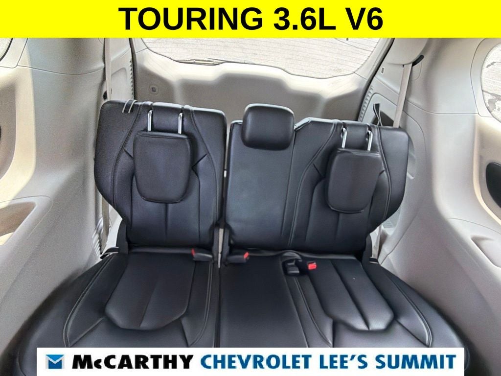 2023 Chrysler Pacifica Touring L