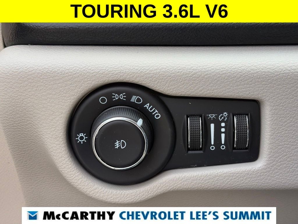 2023 Chrysler Pacifica Touring L