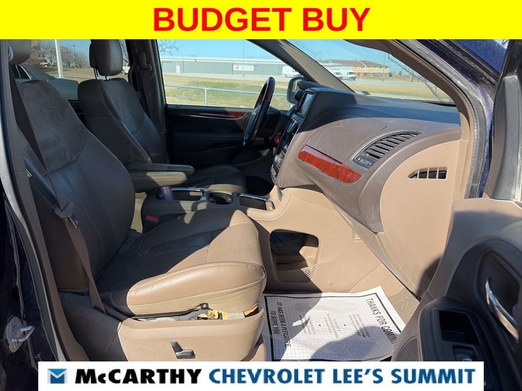 2012 Chrysler Town & Country Limited