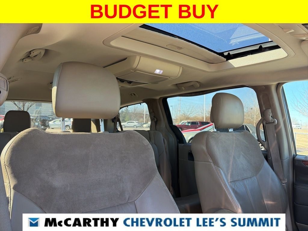 2012 Chrysler Town & Country Limited