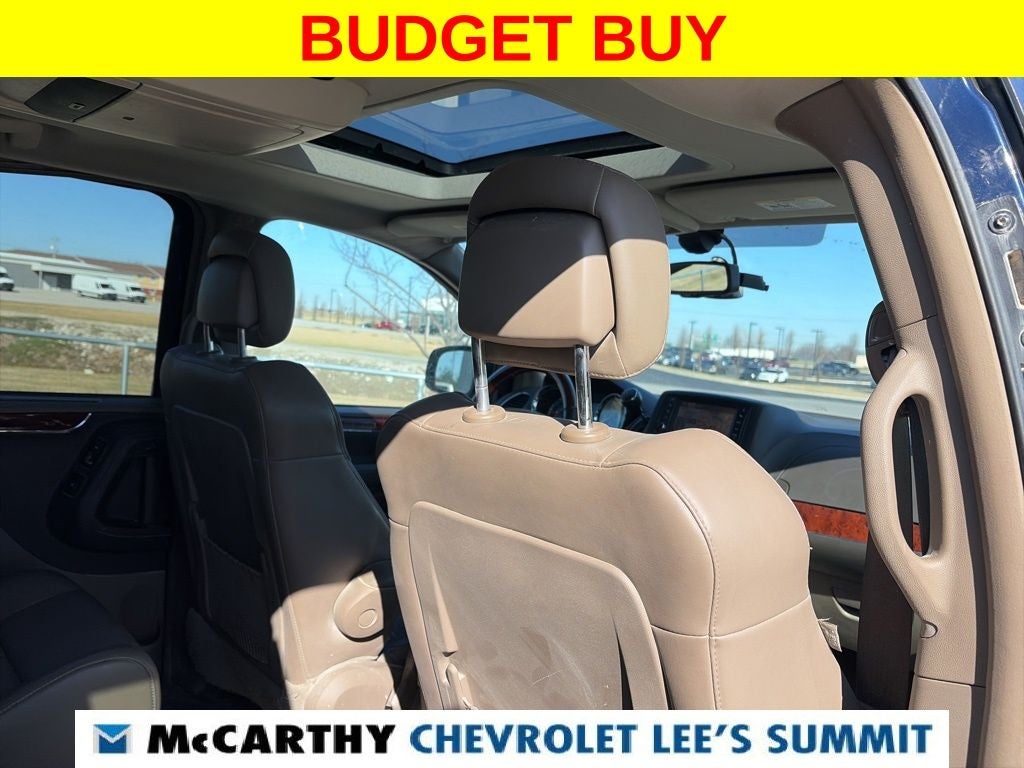 2012 Chrysler Town & Country Limited