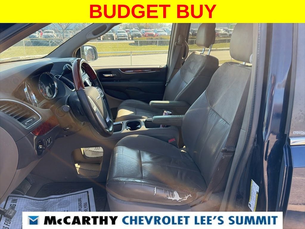 2012 Chrysler Town & Country Limited