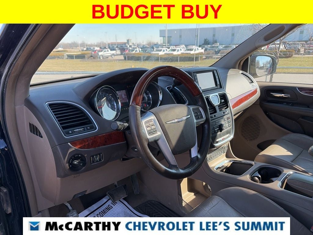 2012 Chrysler Town & Country Limited