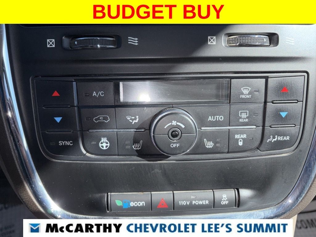 2012 Chrysler Town & Country Limited