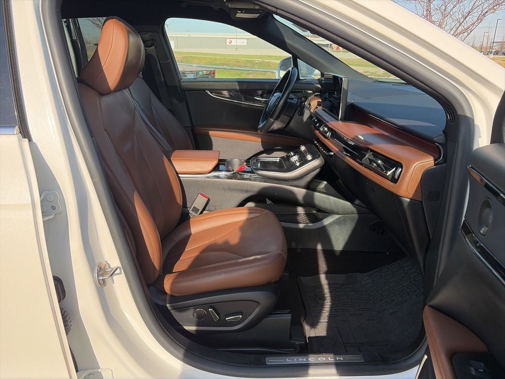 2021 Lincoln Nautilus Reserve