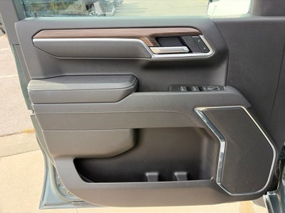2025 Chevrolet Silverado 1500 LT LT1