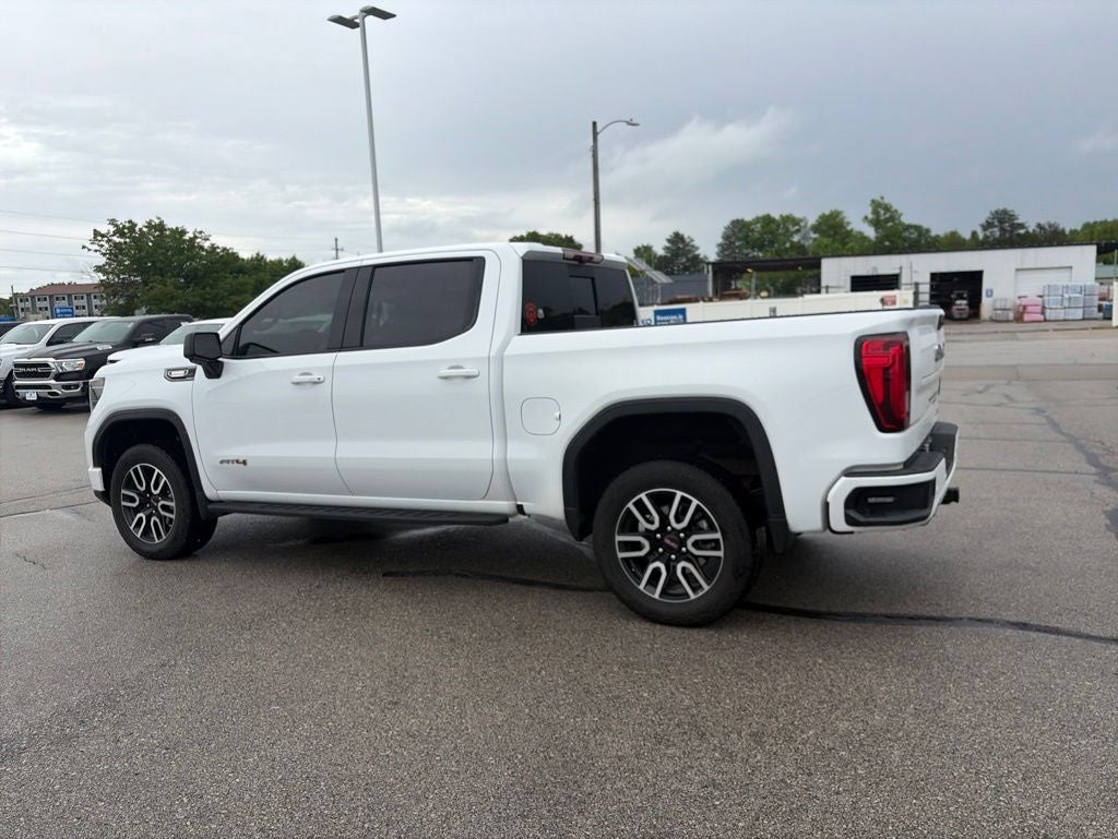 2025 GMC Sierra 1500 AT4