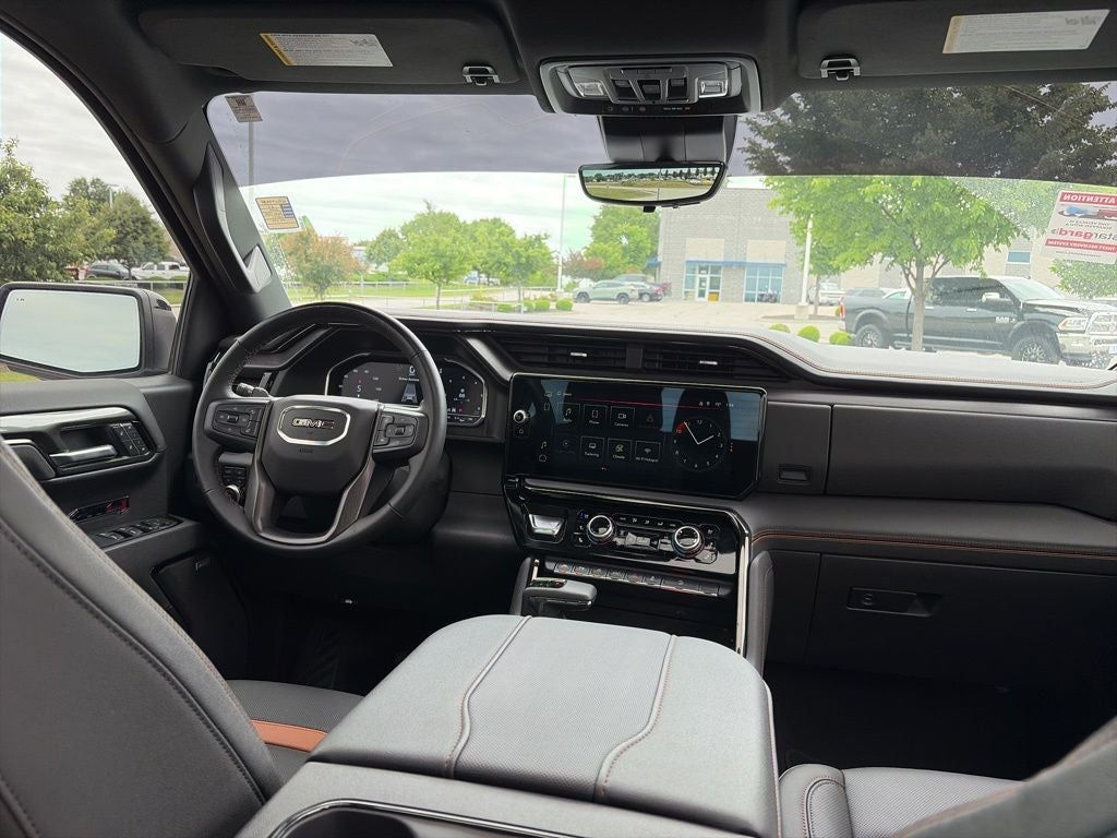 2025 GMC Sierra 1500 AT4