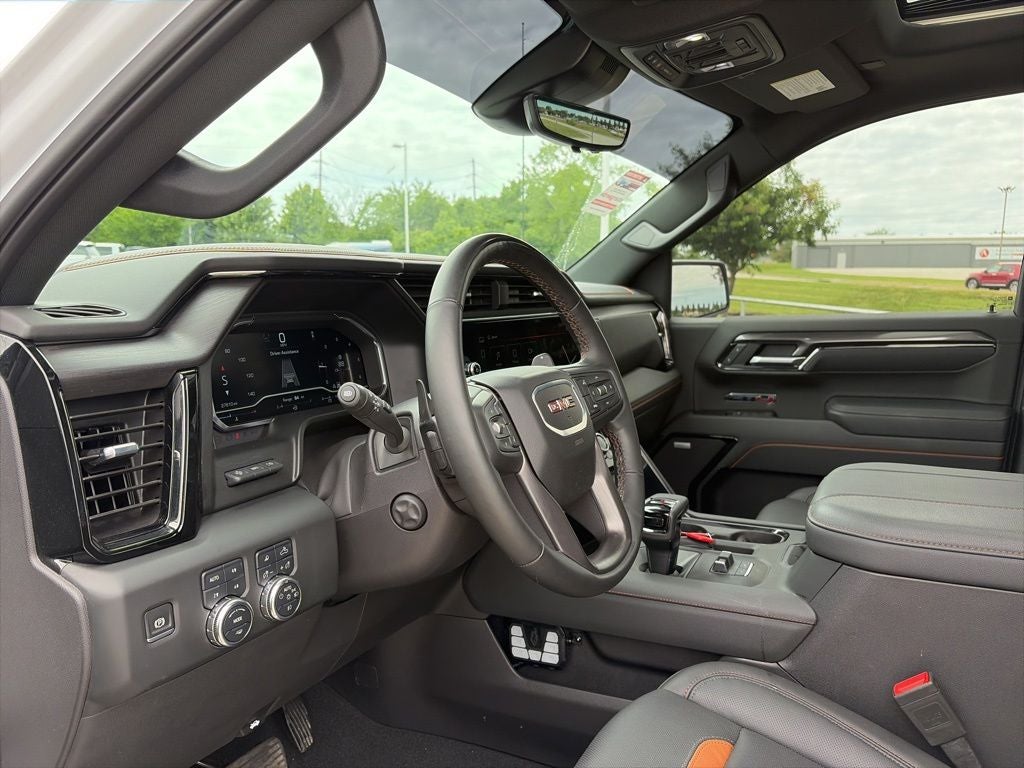 2025 GMC Sierra 1500 AT4