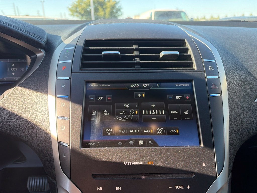 2016 Lincoln MKZ Hybrid Base