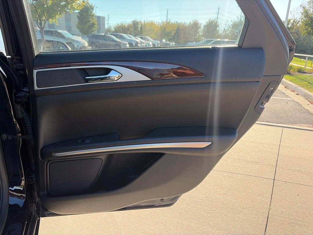 2016 Lincoln MKZ Hybrid Base