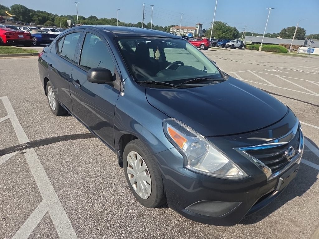 2015 Nissan Versa 1.6 S Plus