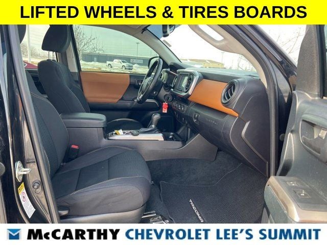 2016 Toyota Tacoma SR5