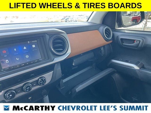 2016 Toyota Tacoma SR5