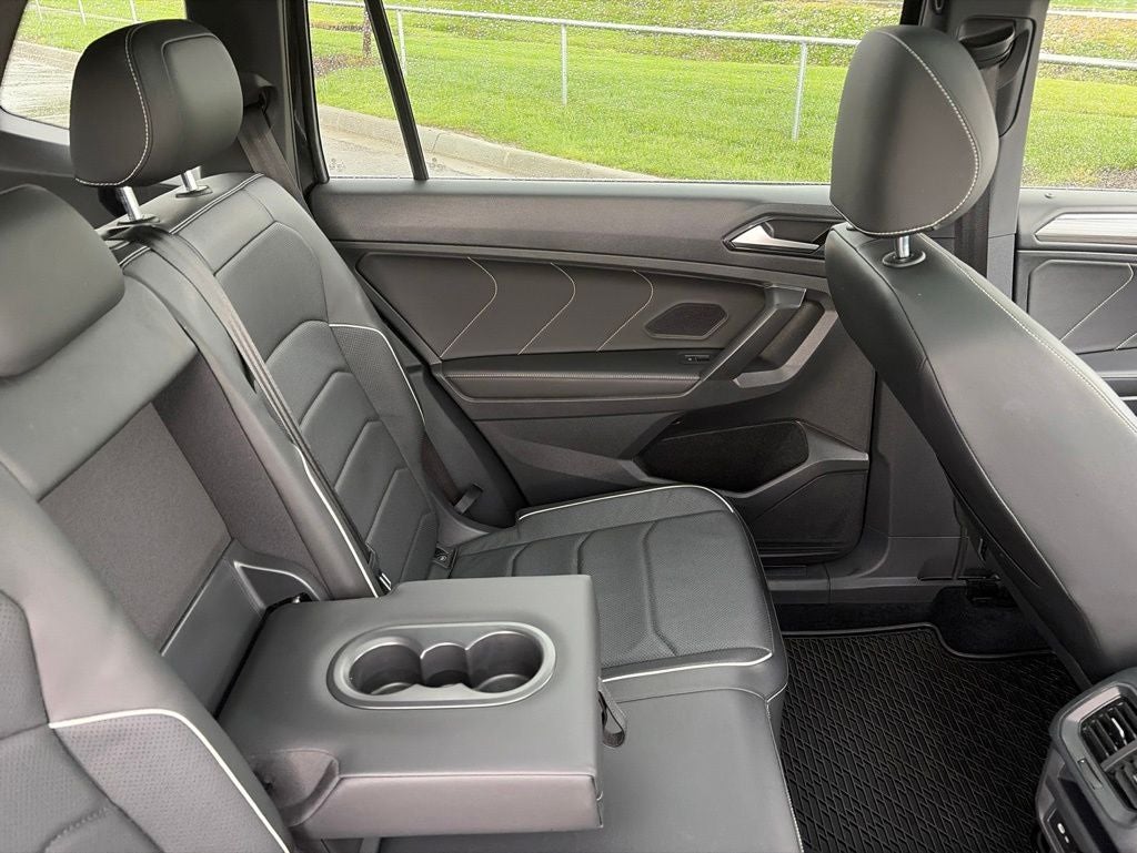2022 Volkswagen Tiguan 2.0T SEL R-Line