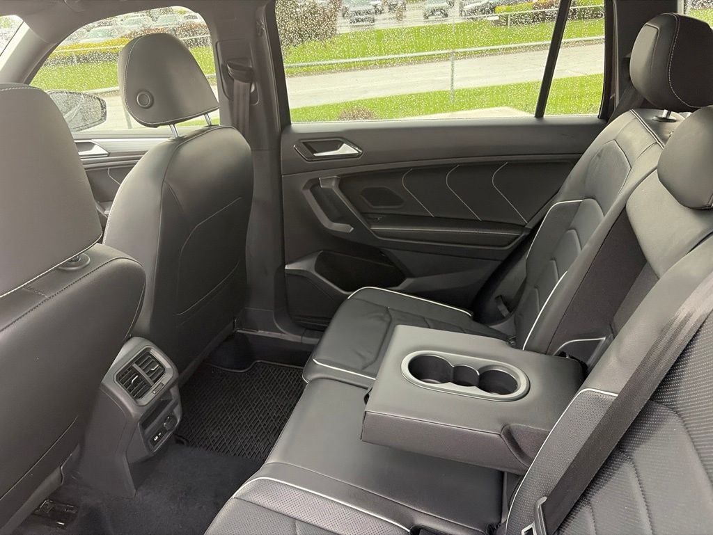 2022 Volkswagen Tiguan 2.0T SEL R-Line
