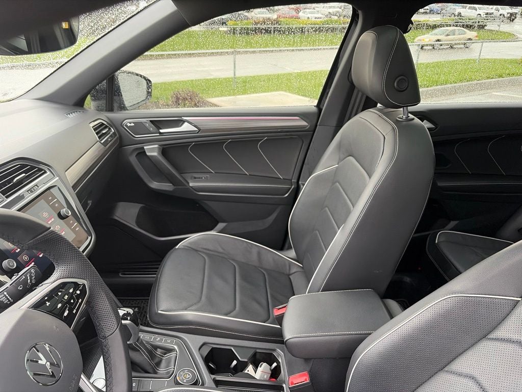 2022 Volkswagen Tiguan 2.0T SEL R-Line