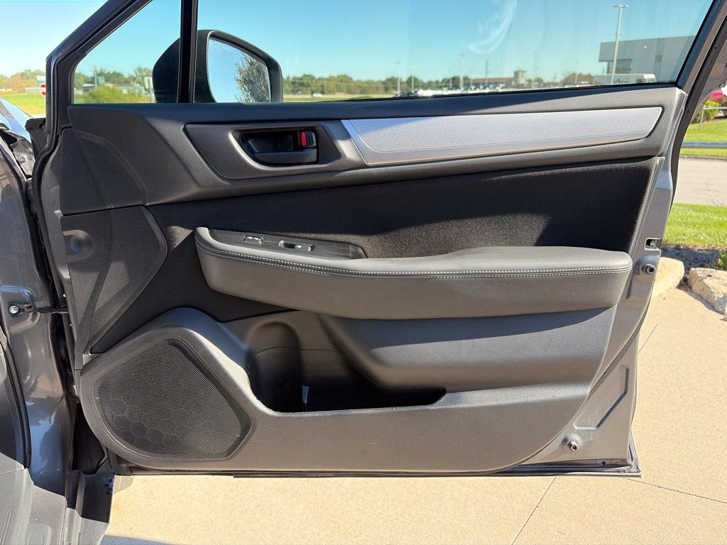 2018 Subaru Outback 2.5i