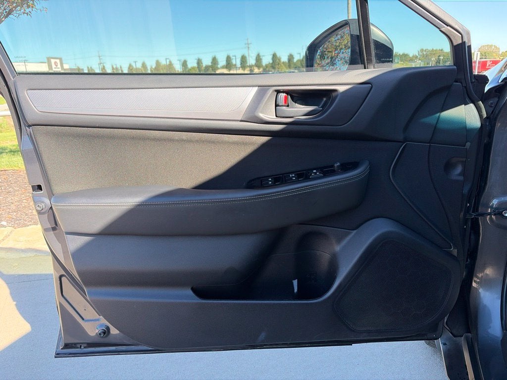 2018 Subaru Outback 2.5i