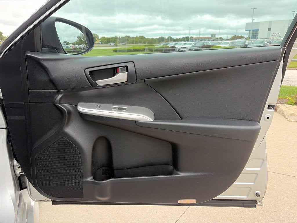 2014 Toyota Camry Hybrid SE Limited Edition 2014.5