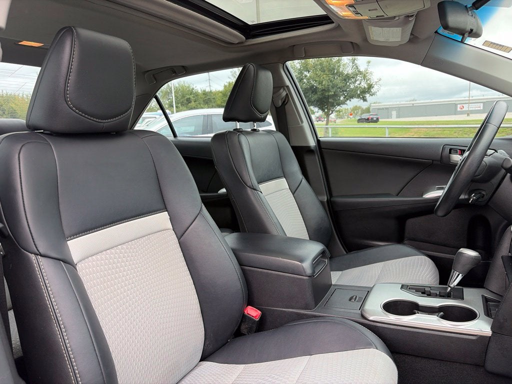 2014 Toyota Camry Hybrid SE Limited Edition 2014.5