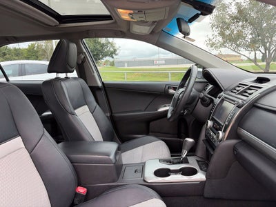 2014 Toyota Camry Hybrid SE Limited Edition 2014.5