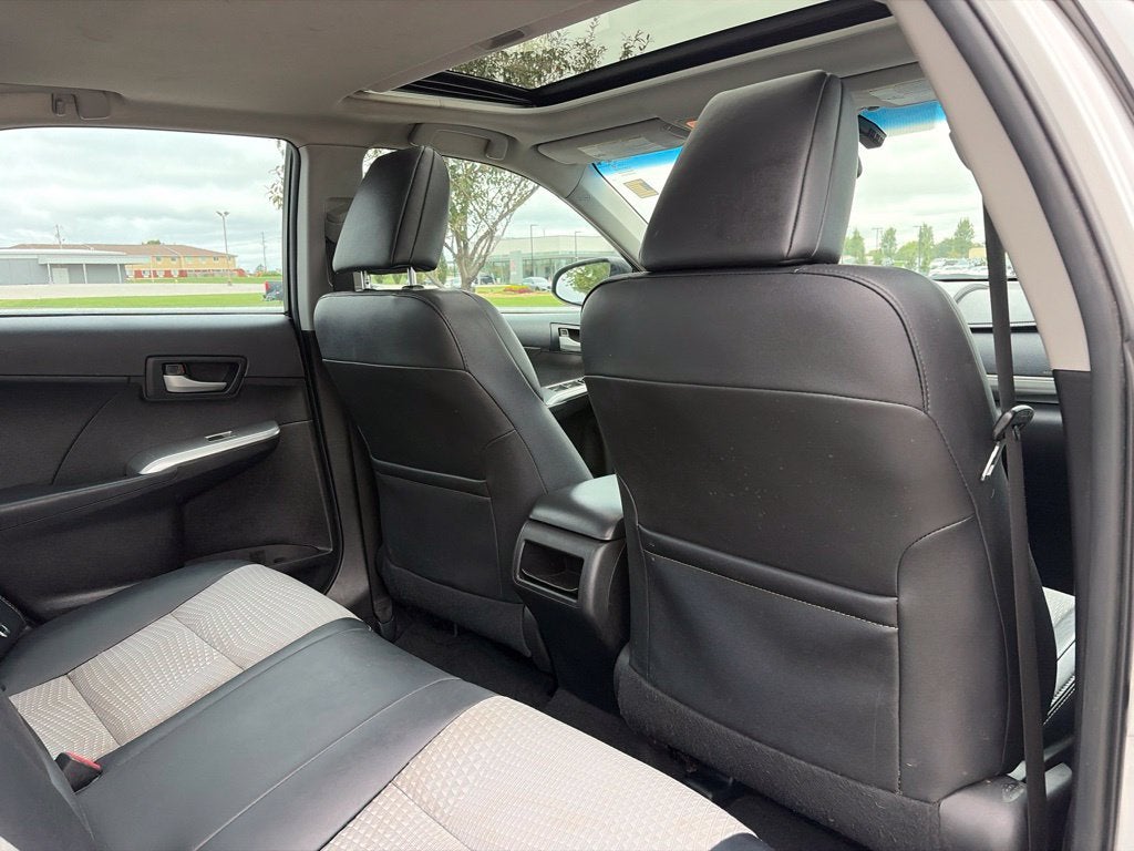 2014 Toyota Camry Hybrid SE Limited Edition 2014.5