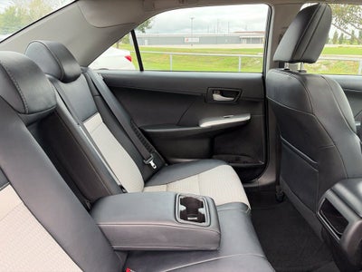 2014 Toyota Camry Hybrid SE Limited Edition 2014.5