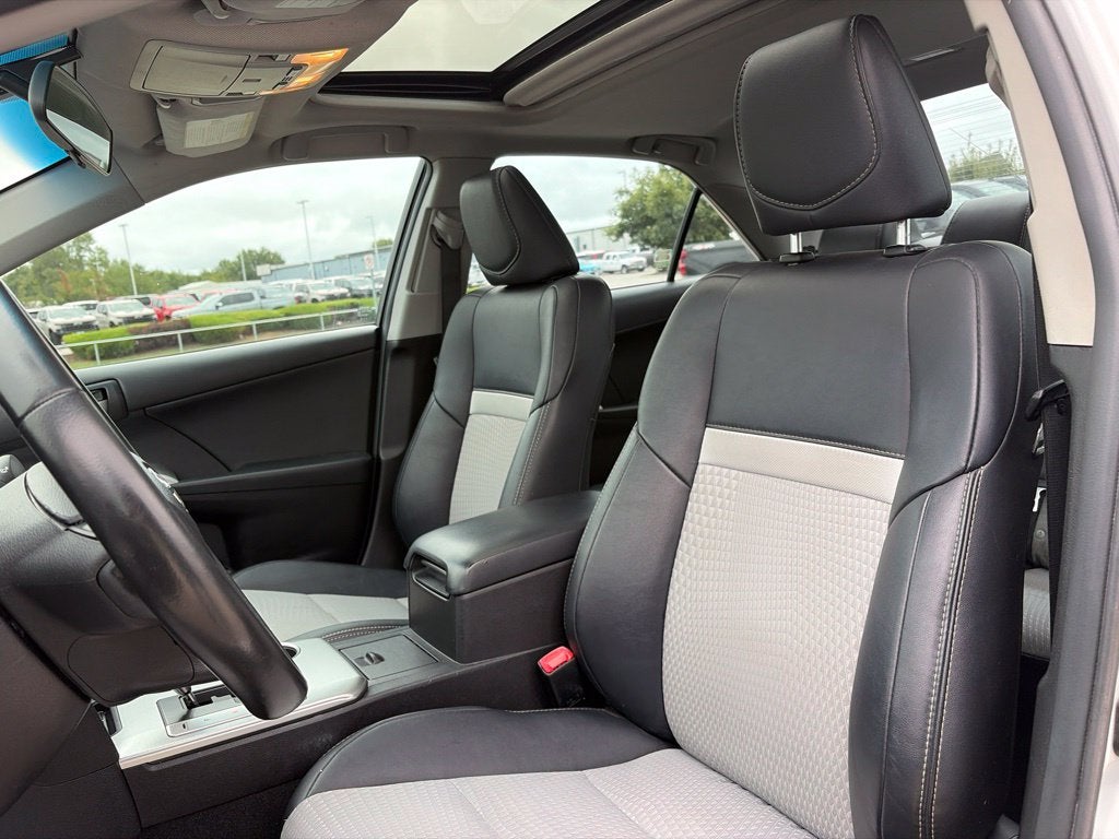 2014 Toyota Camry Hybrid SE Limited Edition 2014.5