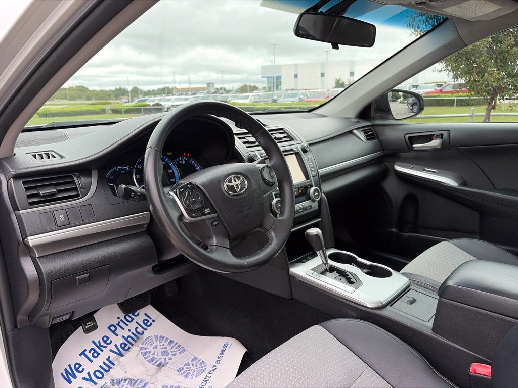 2014 Toyota Camry Hybrid SE Limited Edition 2014.5