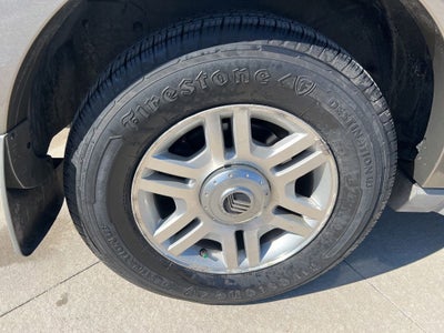 2004 Lincoln Aviator Base Luxury