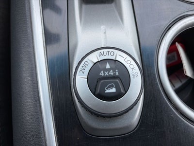 2015 Nissan Pathfinder SV