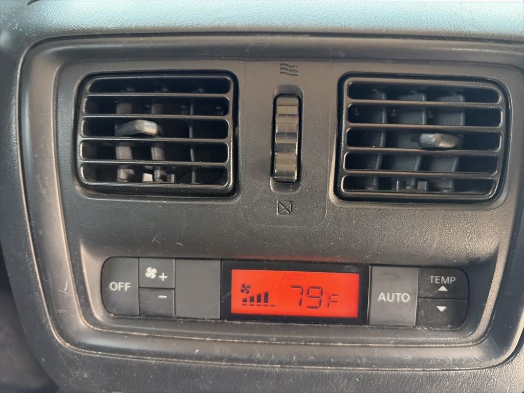 2015 Nissan Pathfinder SV