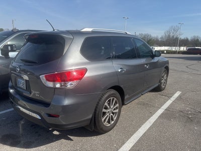 2015 Nissan Pathfinder SV