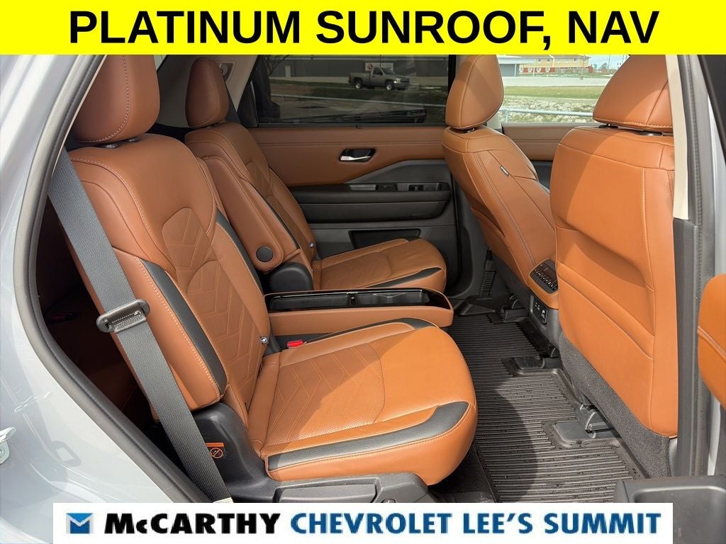 2023 Nissan Pathfinder Platinum