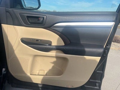 2014 Toyota Highlander LE Plus V6