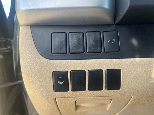 2014 Toyota Highlander LE Plus V6