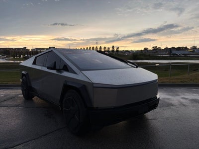 2024 Tesla Cybertruck Base