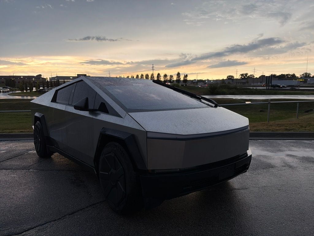 2024 Tesla Cybertruck Base