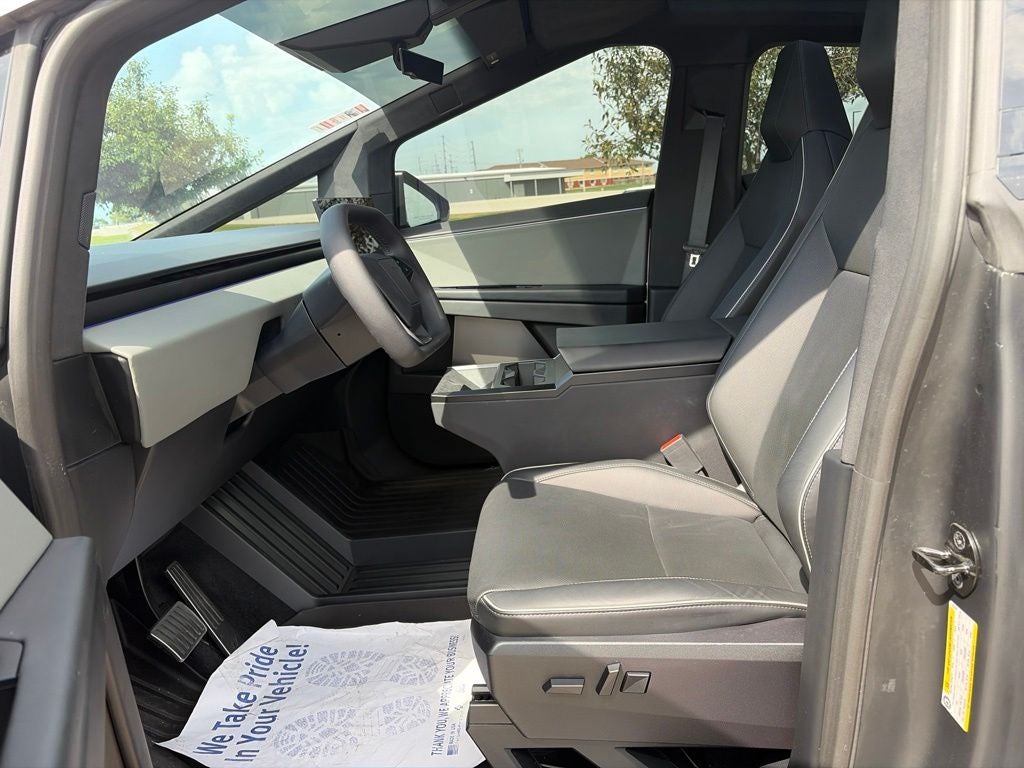 2024 Tesla Cybertruck Base