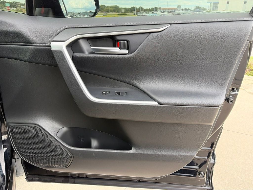 2020 Toyota RAV4 Limited