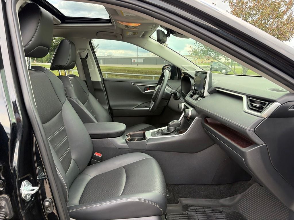 2020 Toyota RAV4 Limited