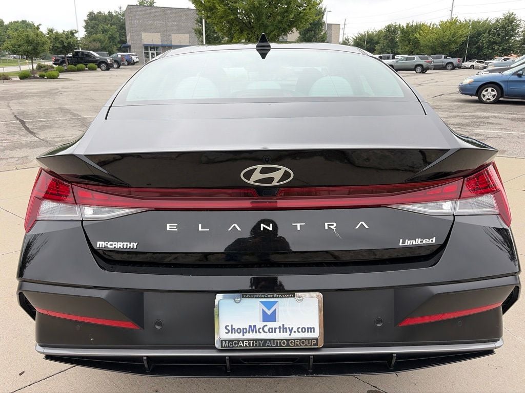 2024 Hyundai Elantra Limited