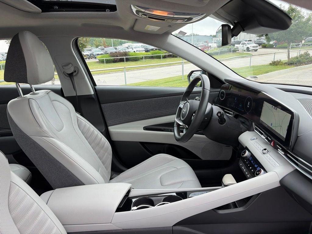 2024 Hyundai Elantra Limited